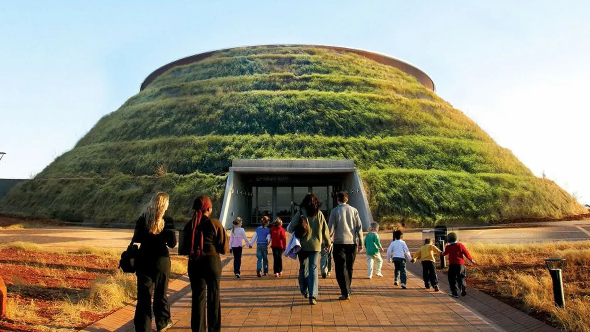 Reasos Why You Should Visit “The Cradle of Humankind” in Gauteng